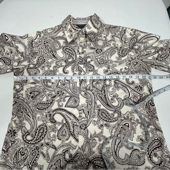 Jones New York Dark Brown and White Paisley Women’s Shirt with Striped Cuffs - Picture 9 of 11